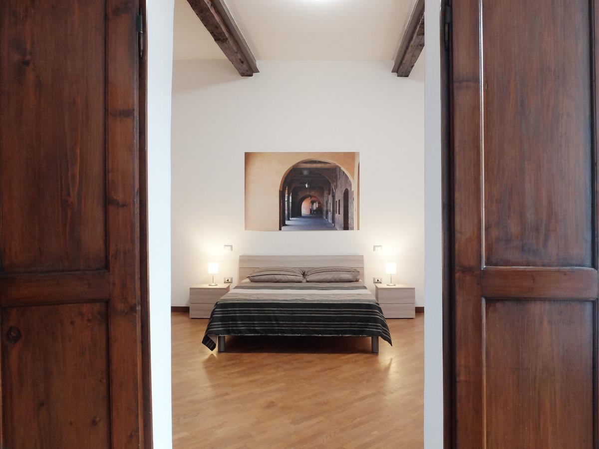 Centro Storico Suites 费拉拉 外观 照片